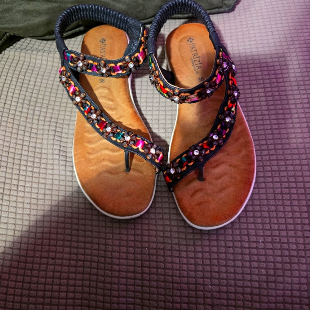 Jeunesse  Patrizia Spring Step Black Multicolored Sandals Size 38 European Size.
